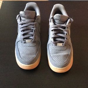 Rare Suede Nike Air Force 1s (Gray)